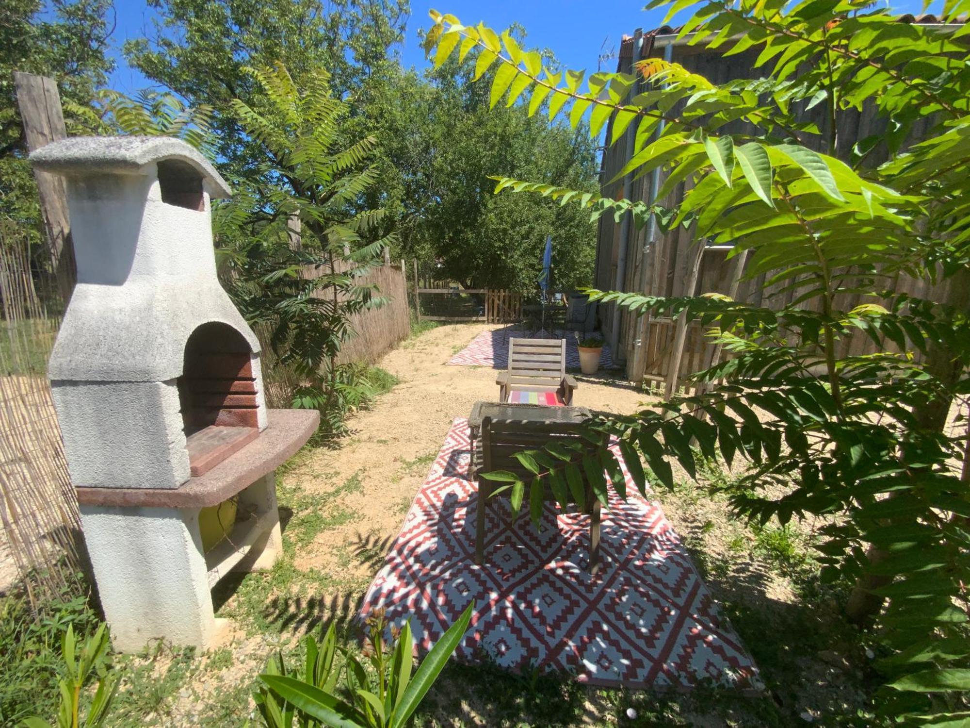 Gite Wildflower Lane Valojoulx Экстерьер фото