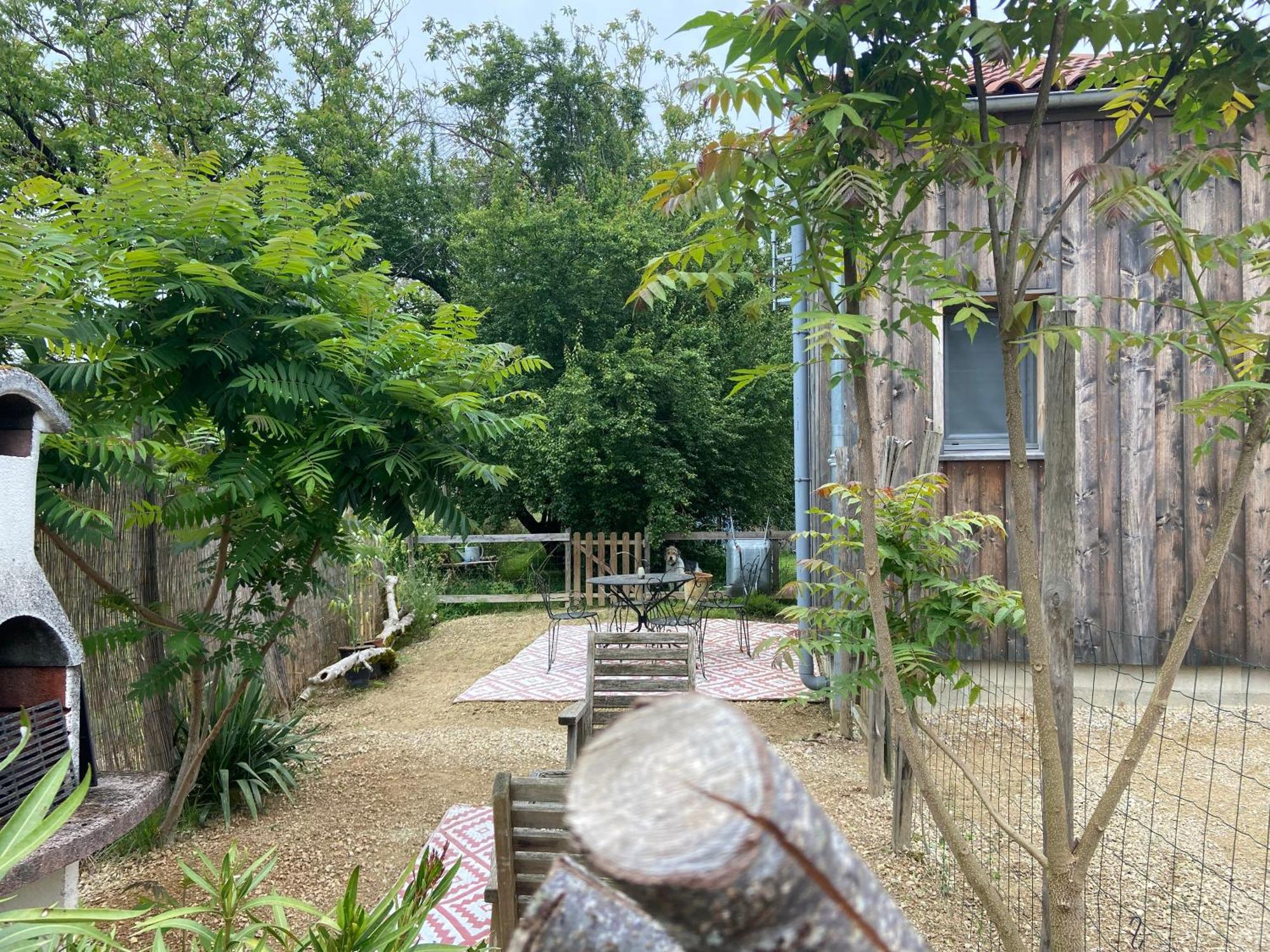 Gite Wildflower Lane Valojoulx Экстерьер фото