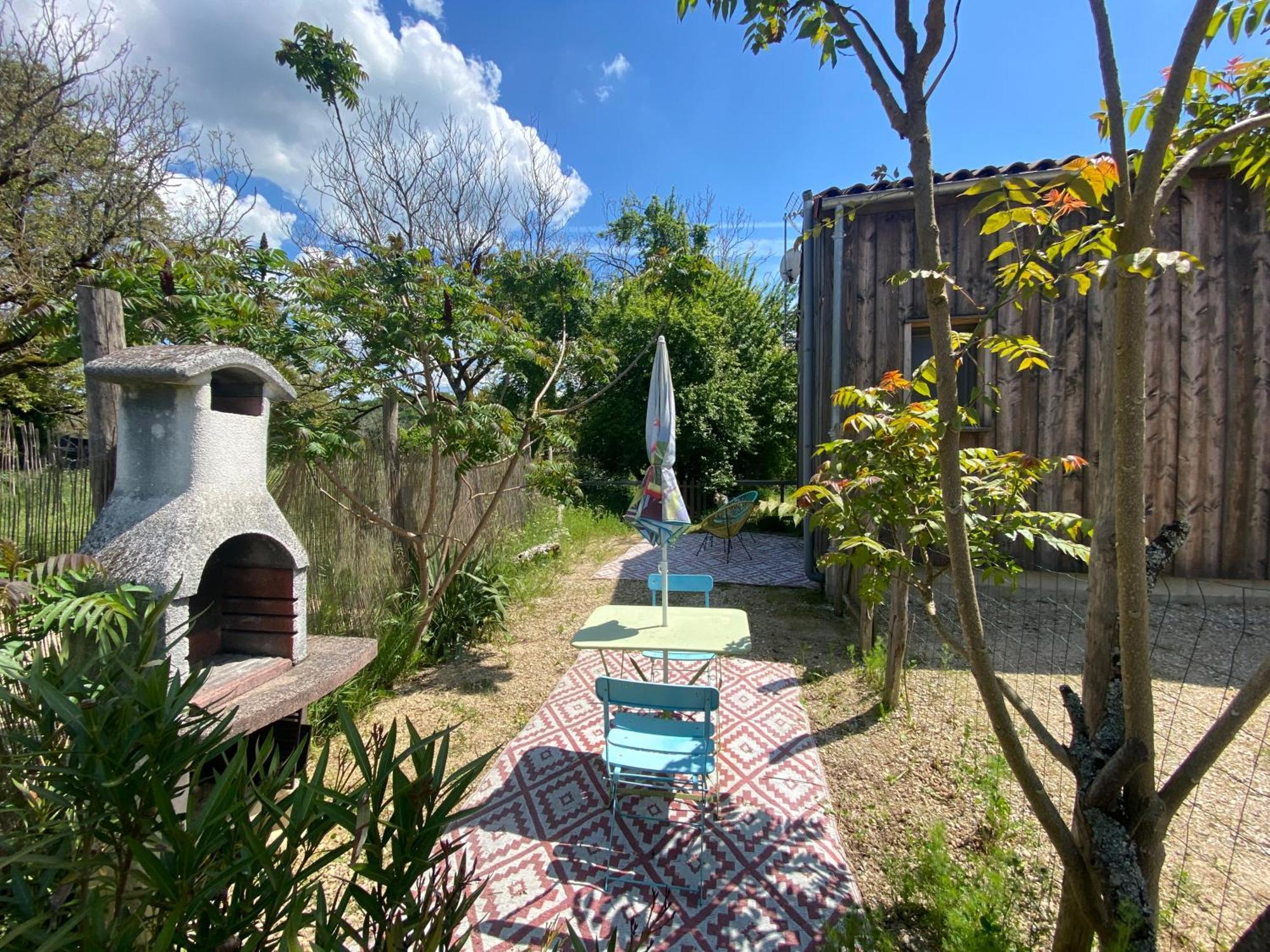 Gite Wildflower Lane Valojoulx Экстерьер фото